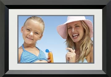 PhotoVu пополняет линейку широкоформатных фоторамок 17-дюймовой моделью с Wi-Fi